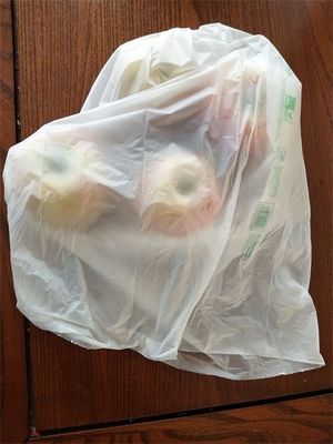 La verdura biodegradable del OEM empaqueta bolsos biodegradables de la producción 11mic